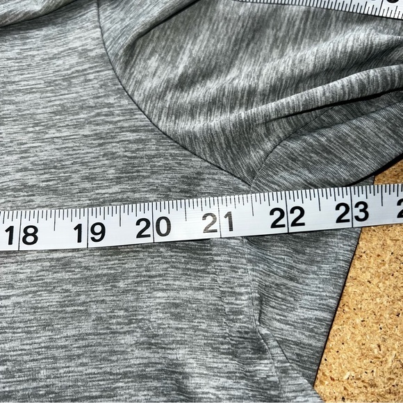 Patagonia Capilene base layer size XL - Picture 3 of 7
